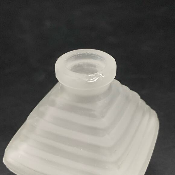 Vintage Irice Frosted Glass Empty Perf,ume Vanity Bottle Heart Stopper - Picture 9 of 15